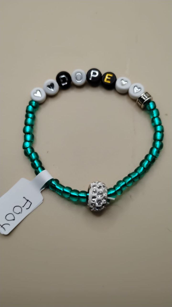 F004